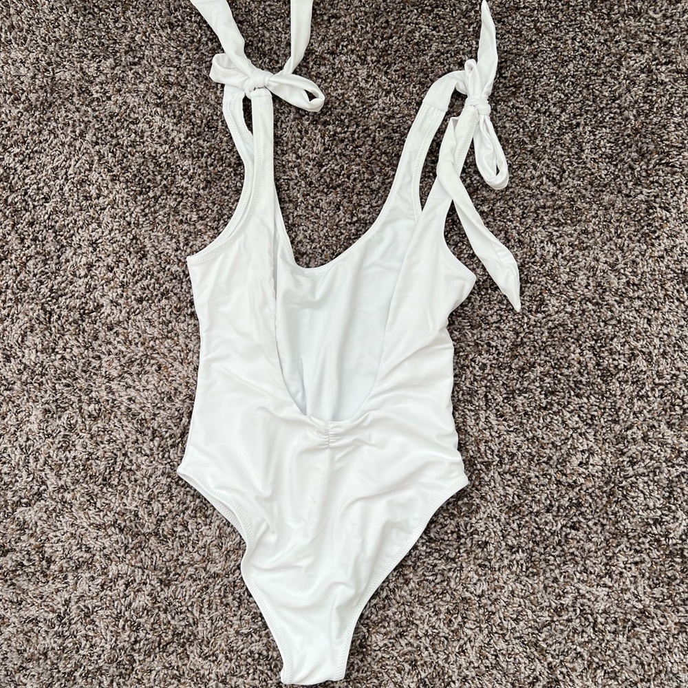 Show Me Your MuMu “Bride To Be” Swimsuit - Picture 2 of 7